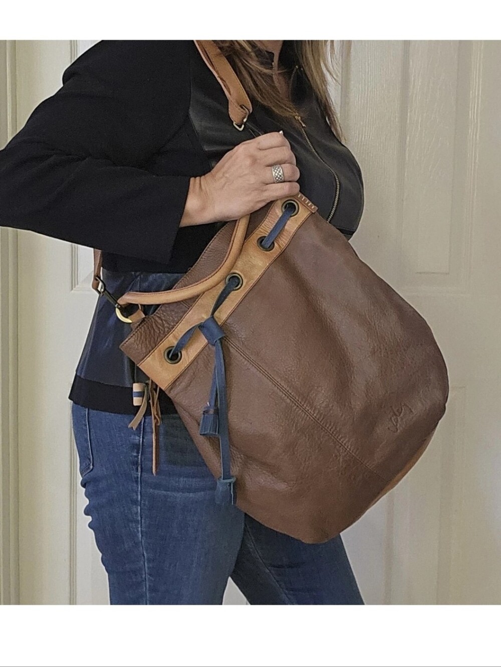 VELEZ leather designer bag Leather Bucket Shoulder Bag